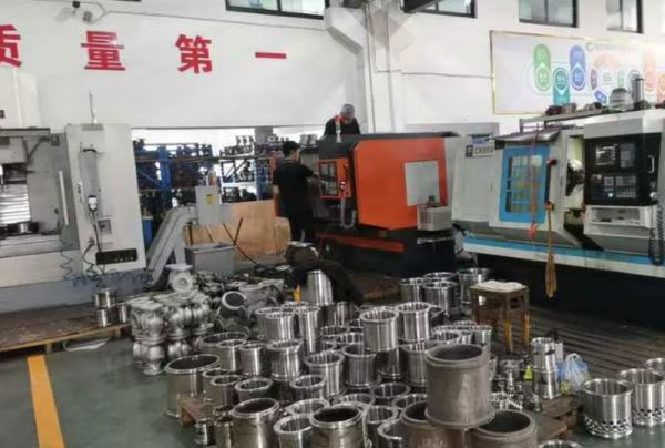 阀门加工现场